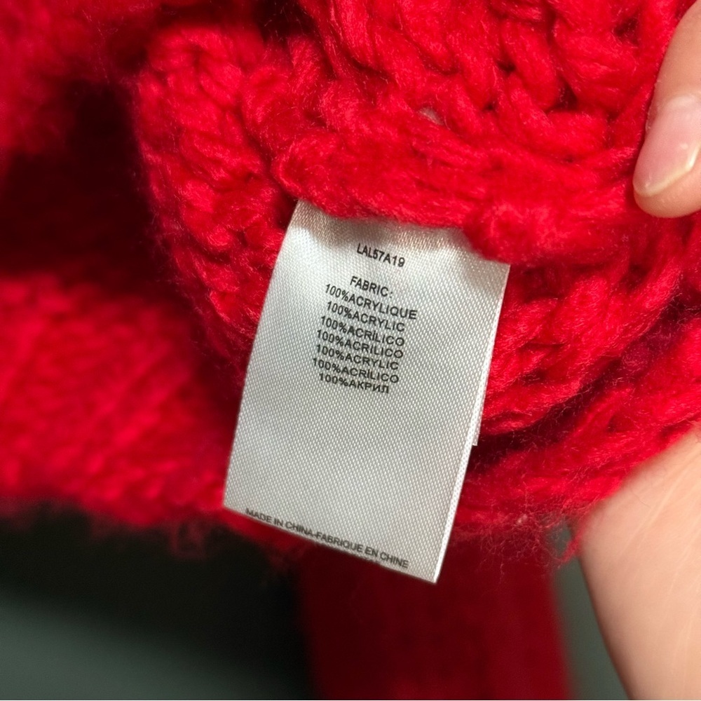 NWOT Lili Sidonio by Molly Bracken Red Cropped Sweater with Heart Detail - Picture 4 of 4